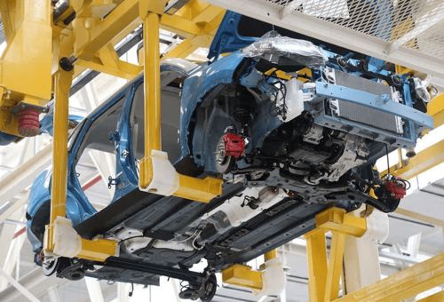 國產(chǎn)SUV窄高設(shè)計(jì) 底盤加寬之困與新興能源技術(shù)的突破